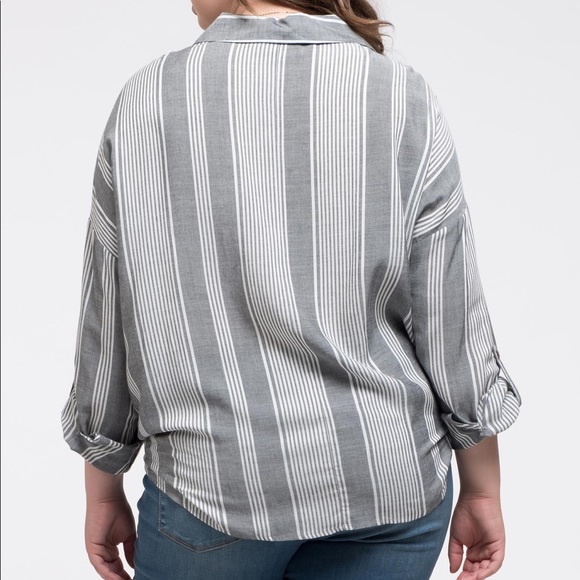 Grey Front Twist Button up top - Picture 4 of 5